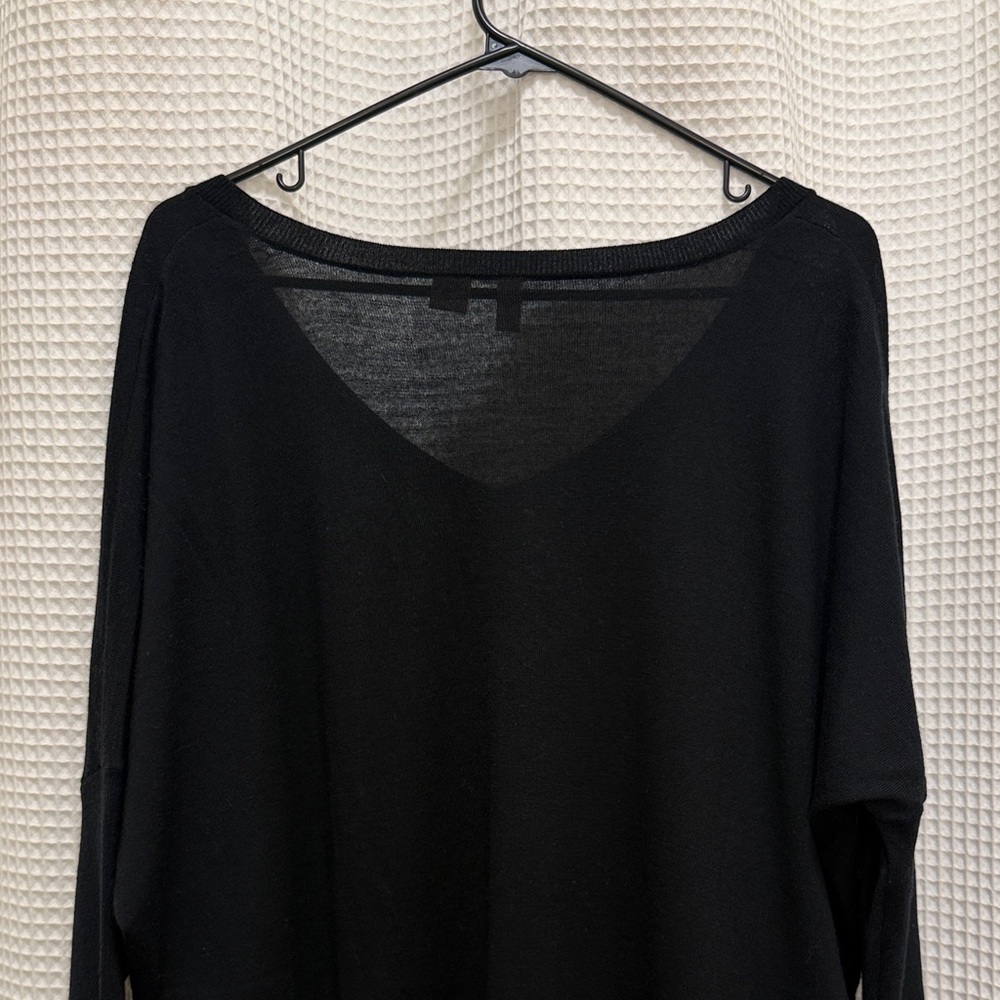 100% Merino Wool Drop Shoulder Sweater - Size XL - Picture 8 of 11